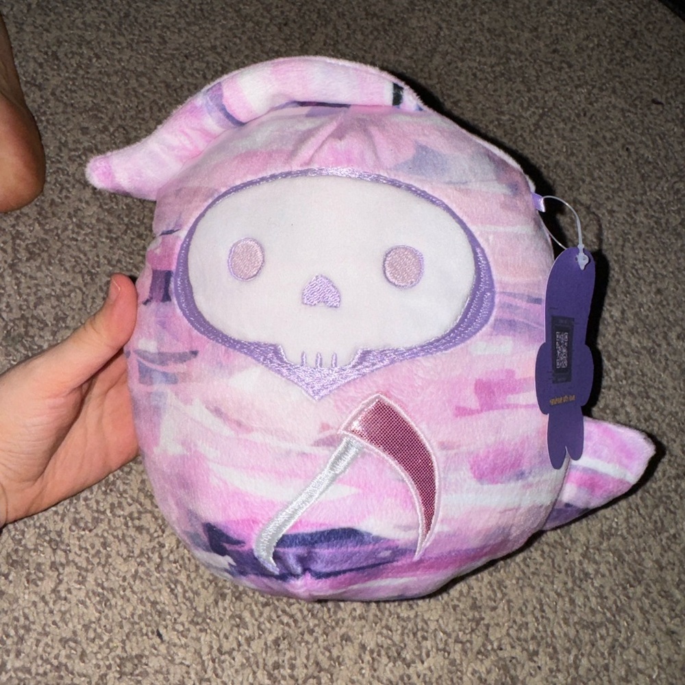 Selling peetpawz custom Otto squishmallow